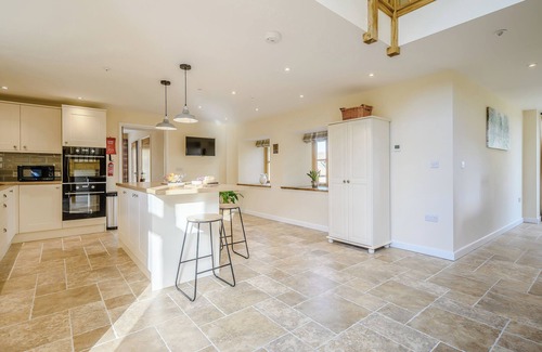 Lydney Cottage | 4 bedroom accommodation in Bream, near Lydney