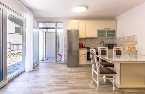 Rastovac House | 4 bedroom awesome home in Rastovac