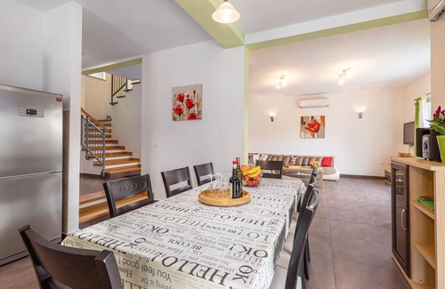 Kunj House | 4 bedroom cozy home in Kunj