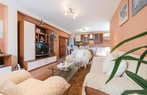 Banici House | 4 bedroom gorgeous home in Banici