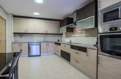 Mosqueira Villa | ★4 Bedroom, Holiday villa with Private Pool, Beach nearby in Albufeira