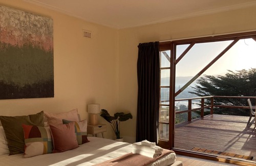 Trevallyn House | 4 bedroom house with spectacular views and short walk to the beautiful gorge