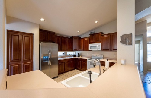 Western Skies House | 4-bedroom kid friendly home with HEATED Pool!