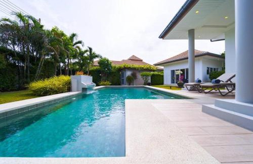 Hua Hin Villa | 4 Bedroom Private Pool Villa - MR51