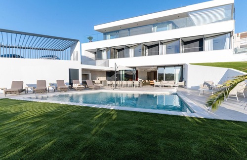 Susica House | 4 bedroom stunning home in Murter