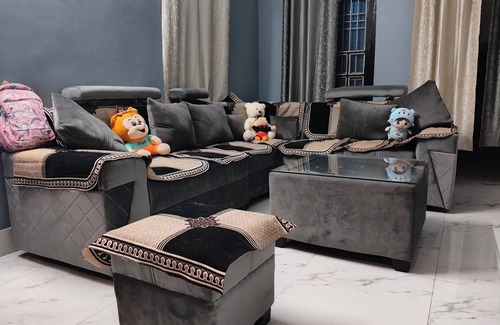 Ghumarwin Villa | 4-bedroom villa in enchanting Hamirpur with WiFi, AC. Relax and unwind