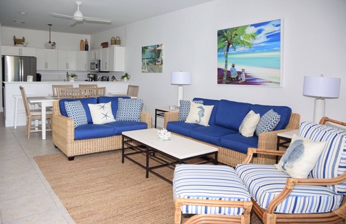 Treasure Cay Resort | 4 Bedrooms, BBQ, Spa & Beach