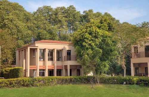 Bissar Akbarpur House | 4 Lake View Manesar Golf Villa