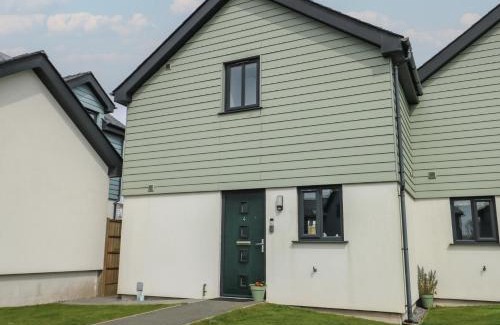 Brynteg House | 4 Parc Delfryn