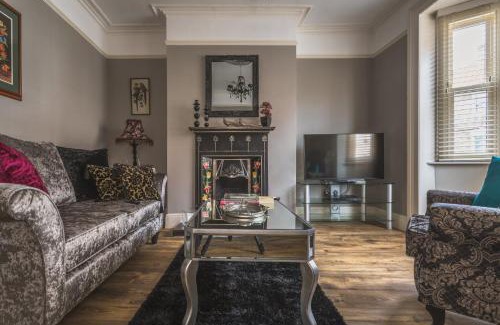 Thirsk House | 40 Kirkgate