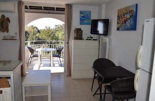 Cavaliere Apartment | 400m SEA VIEW-BEAUTIFUL STUDIO -3 *-SAFETY TERRACE - Wi-Fi -CLIM-PRIVATE PARKING