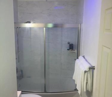 Midtown Anchorage Apartment | 410 E 45th ave Unit 3