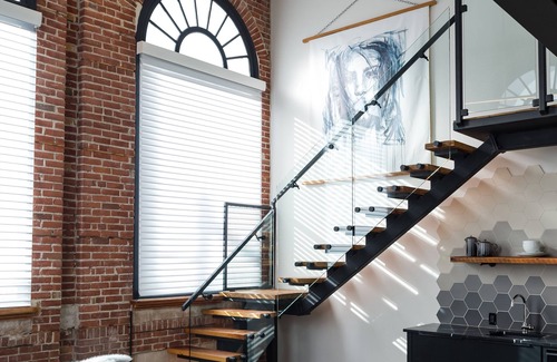 Brockville Hotel | 48 King West Boutique Hotel