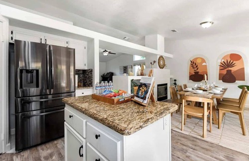 Indio House | 4BR Oasis w/Heated Pool/Spa, Near Coachella & PSP