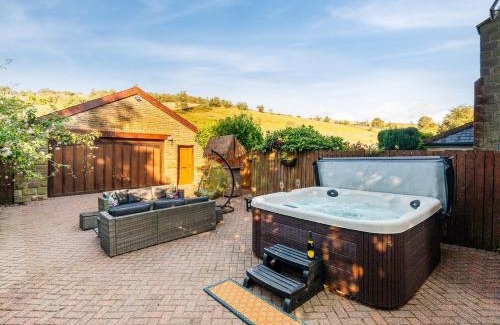 Oxenhope House | 5 Bed in Haworth 88390