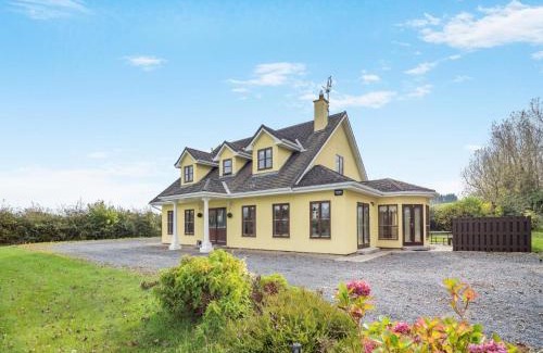 Westport House | 5 Bed in Westport oc-ii06251