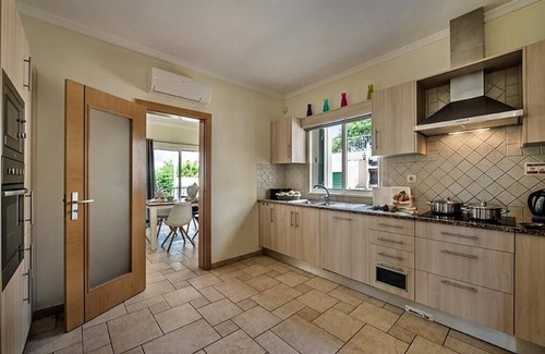 Cerro de Aguia House | 5 Bed Room Villa Albufeira Private Heated Pool