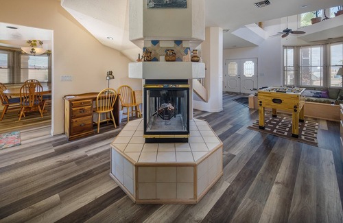 Residential Estates House | 5 bedroom/3 Bath/Foosball, Pool table, Pool and Mini Golf
