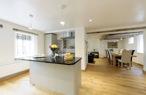 Woolhope Cottage | 5 bedroom accommodation in Much Marcle, near Ledbury