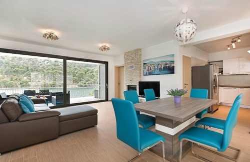 Zaton House | 5 bedroom amazing home in Zaton