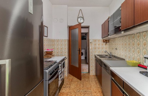 Povile House | 5 bedroom awesome home in Povile