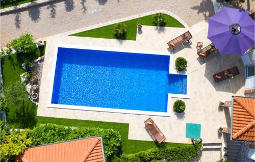 Sveti Vid Dobrinjski House | 5 Bedroom Awesome Home In Dobrinj