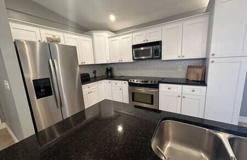 Pelican House | 5 Bedroom house 18mi from Ft Myers Beach.