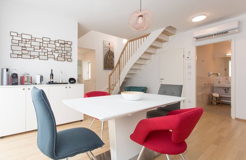 Wieden Apartment | 5 Bedroom Penthouse Duplex Apartment Very Close To Opera And Karlskirsche #2of10