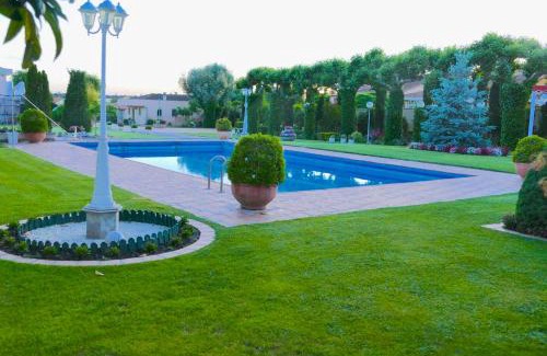 Villamayor House | 5 bedrooms house with private pool jacuzzi and terrace at Salamanca