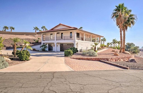 Havasu Foothill Estates House | 5 Mi to London Bridge Stunning Escape with Fire Pit