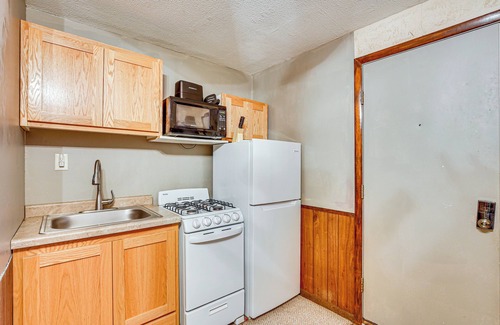 Lake Mills Apartment | 5 Mi to Rice Lake State Park: Lake Mills Studio