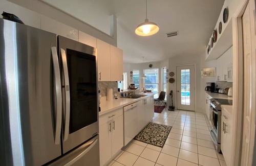 Crown Pointe House | 5 Miles to the beach, family home, saltwater pool, pickleball & tennis courts