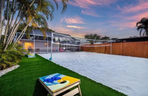 Boca Ciega Ridge House | 5 Mins 2 Beach~Golf Simulator~Heated Pool~Gameroom