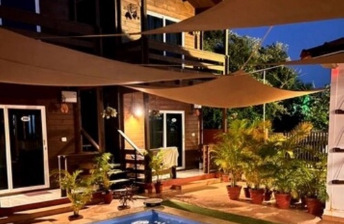 Morjim Cottage | 5 mins walk from the beach