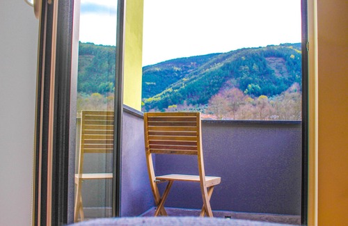 Gois Cottage | 5 Minutes from the River Beach, Room in Góis for Two in a Quiet Rural Place