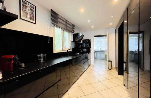 Porto-Vecchio Villa | 5-room villa sleeps 10 PORTO-VECCHIO