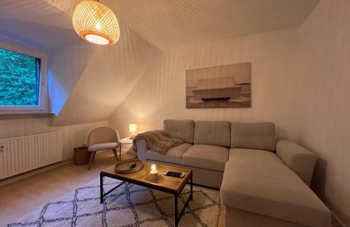 Wiemelhausen Apartment | 50qm Dachgeschoss Wohnung zentral in Bochum Ehrenfeld - Friederika I