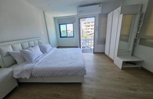 Lampang House | 52PrivateHouse บ้านพักส่วนตัว ใจกลางเมือง Free Netflix & Youtube premium