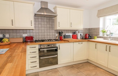 St Dogmaels Cottage | 54 The Moorings