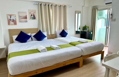 Khlong Thanon Hotel | 54place​สะพานใหม่ดอนเมือง