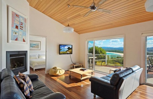 Merimbula House | 58 Lake Street Merimbula