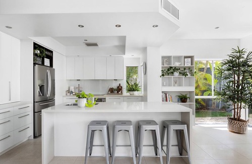 Noosaville House | 59 Shorehaven Dr Noosa Waters