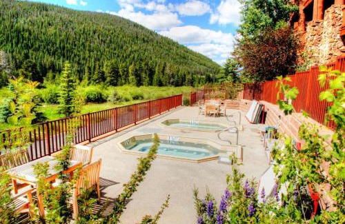 Mountain House Apartment | 5983 Hidden River Lodge Condo