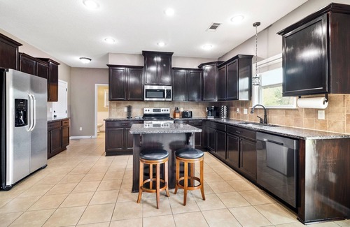 Fort Benning House | 5BD Lakeview Retreat - Fire Pit, Pool Table & BBQ