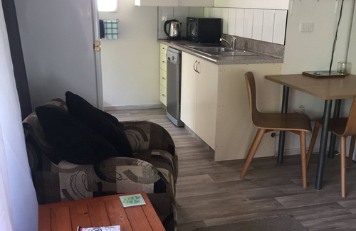 Matarangi Apartment | 5km of stunning silky white sand & crystal water is just a 2 minute walk away