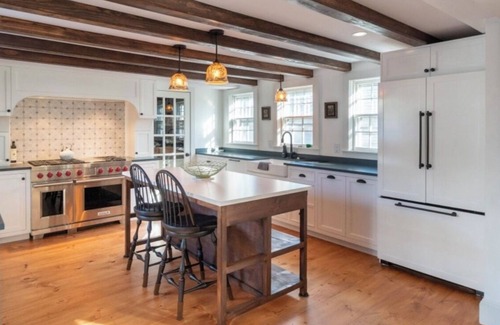 Nantucket Town House | 6 BDR, Pet-friendly, newly remodeled whaling captain’s house downtown Nantucket!