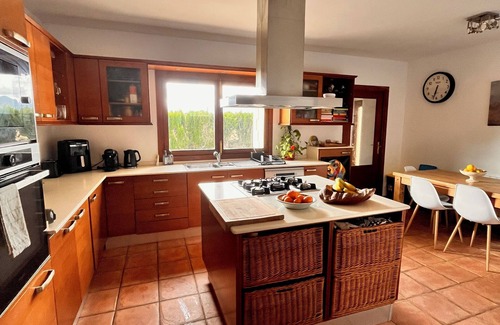 Biniali House | 6 Bedroom Country House w/Pool & Mountain Views