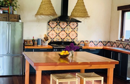 Mylor House | 6-bedroom farmhouse in Hahndorf, Adelaide Hills food and wine region