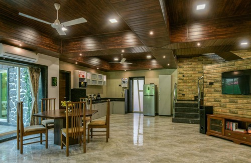 Wadgaon Villa | 6 BHK Luxury Private Pool Villa