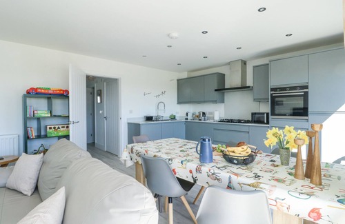 Llanfaelog Cottage | 6 GWEL YR WYDDFA, pet friendly, country holiday cottage in Rhosneigr